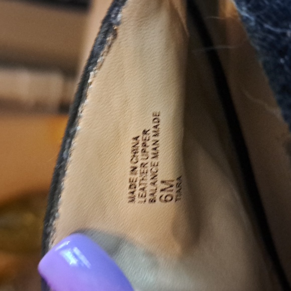 INC BOOTIES - Picture 8 of 8